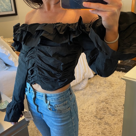NWT Zara Bardot Black Off Shoulder Ruffle Ruched Crop Long Sleeve Top - Picture 6 of 8